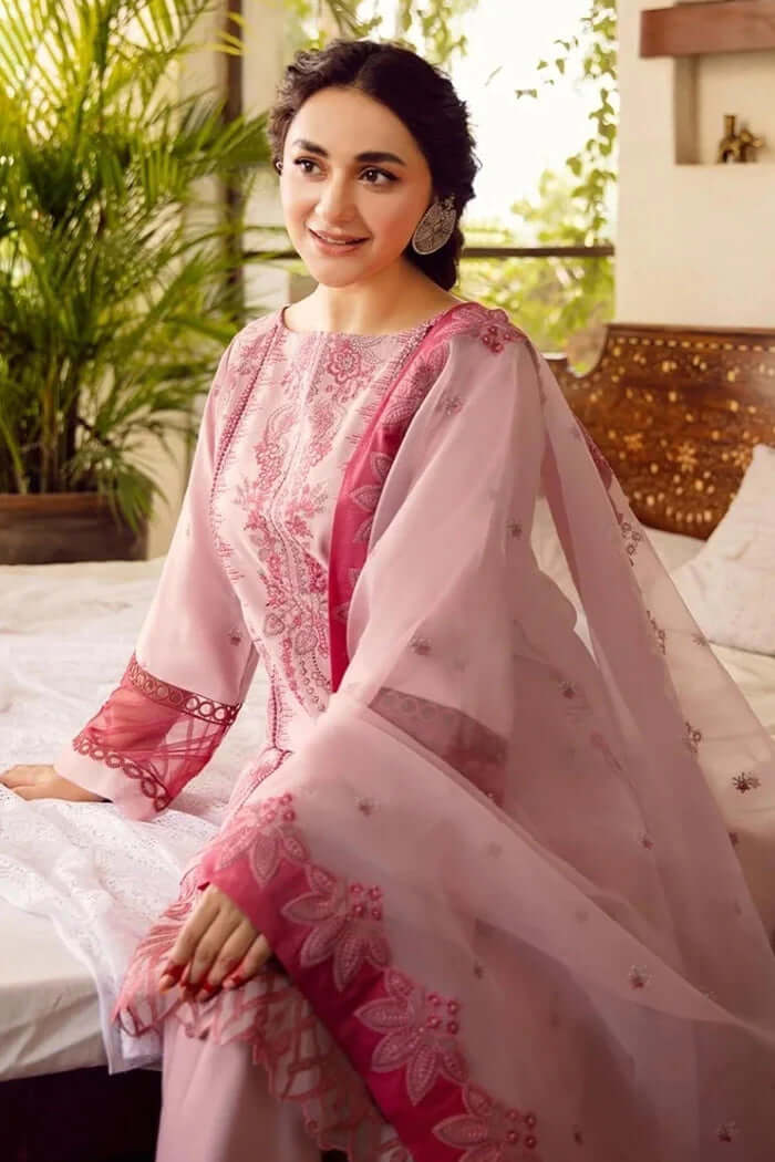 3 Piece Unstitched Heavy Embroidered Lawn Suit ( Fully Embroidered Organza Dupatta ) - Motif