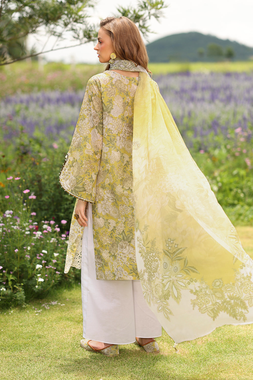 Unstitched 3 Piece Digital Printed Lawn Suit with Printed Lawn Dupatta