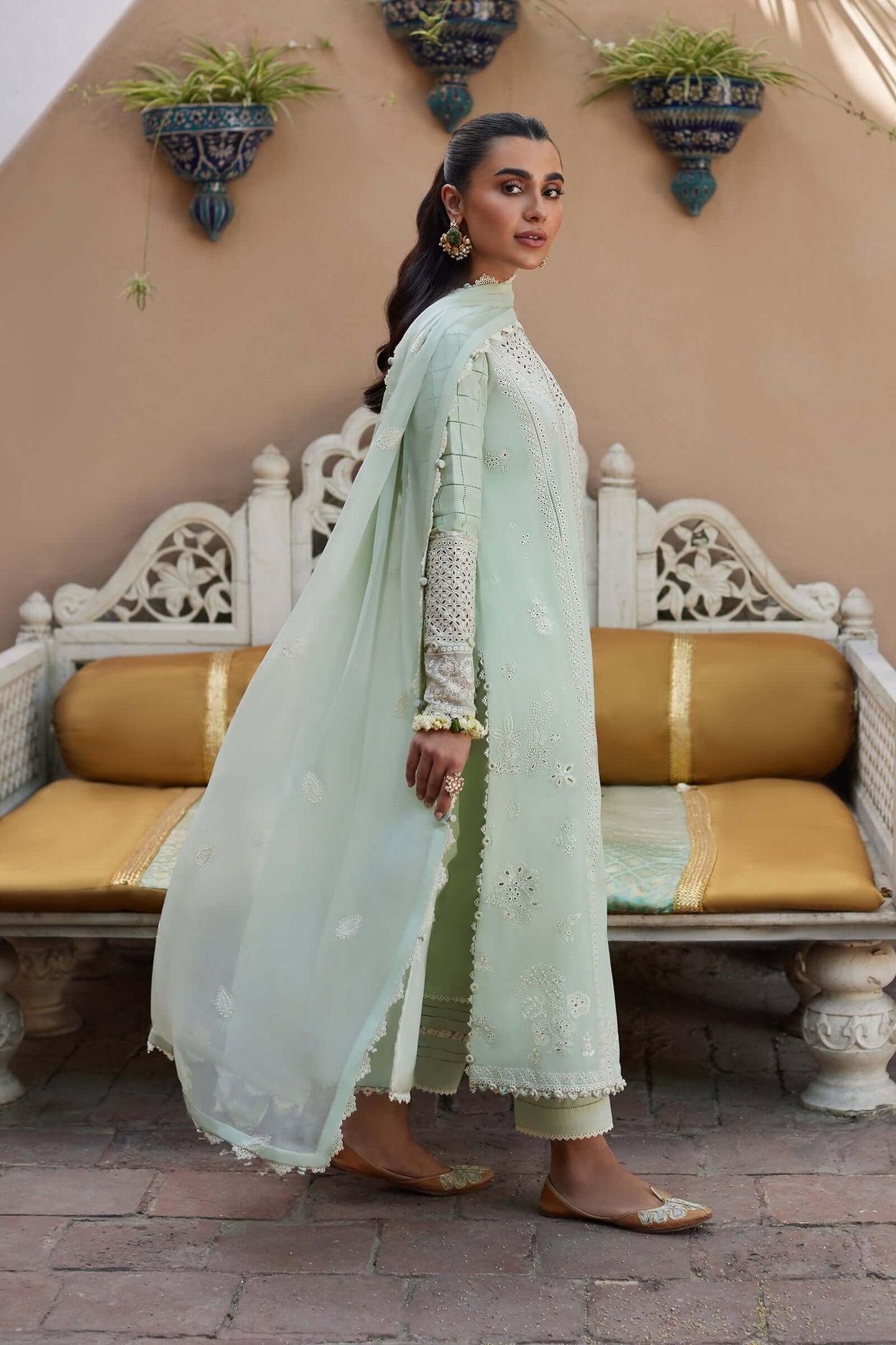 3 Piece Unstitched Heavy Embroidered Chickan Kari Lawn Suit ( Full Embroidered Chiffon Dupatta ) - Motif