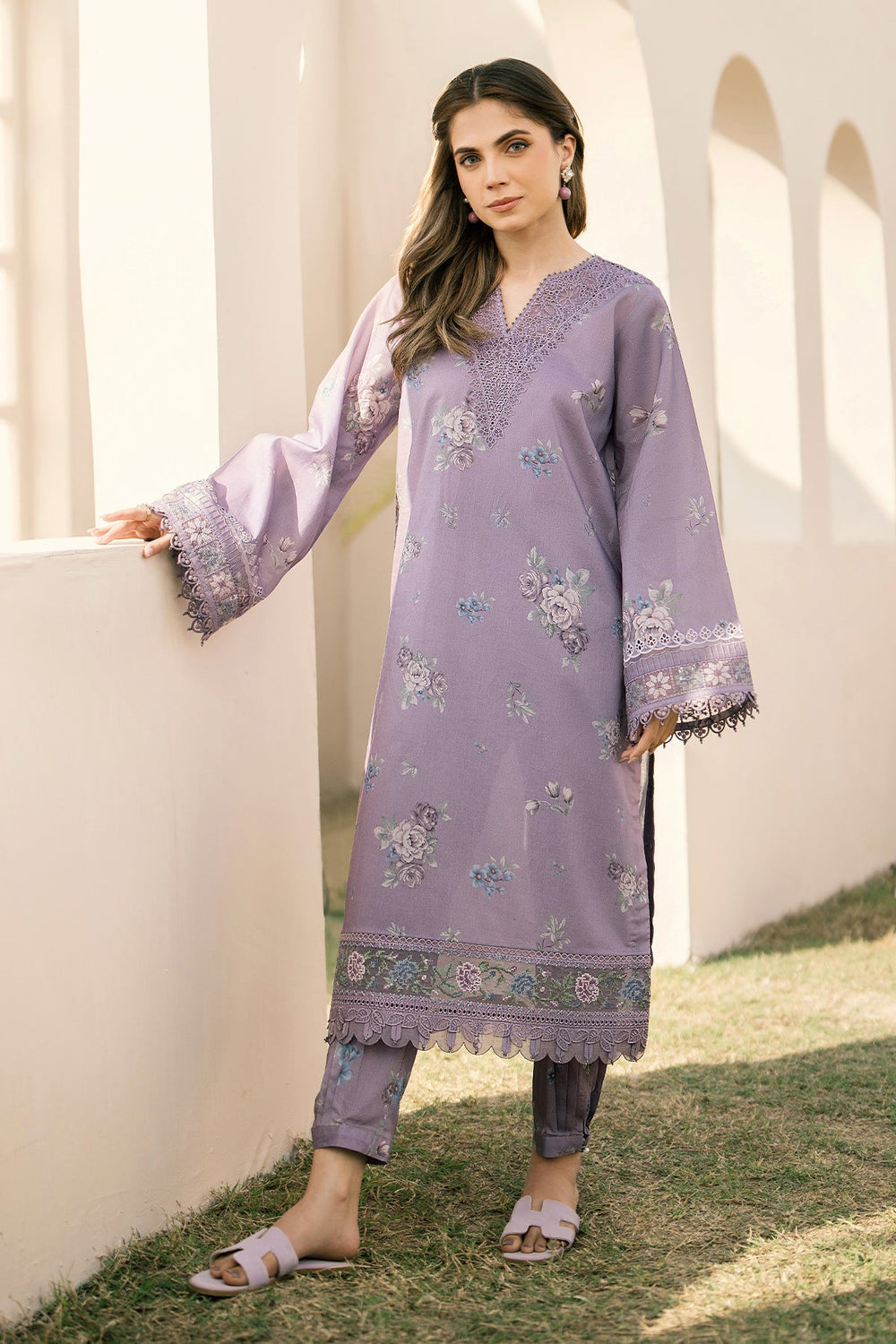 Unstitched 3 Piece Digital Printed Lawn Suit with Printed Lawn Dupatta